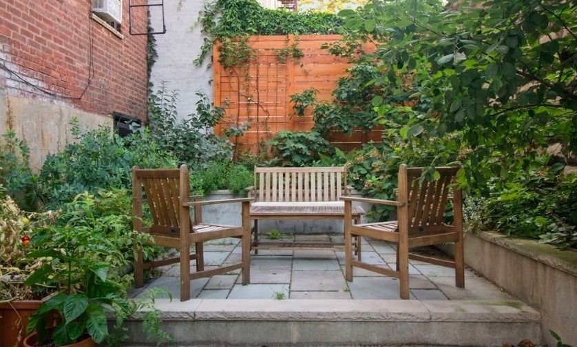 192 E 8th St, Brooklyn, NY 11218 - Photo 4 of 4