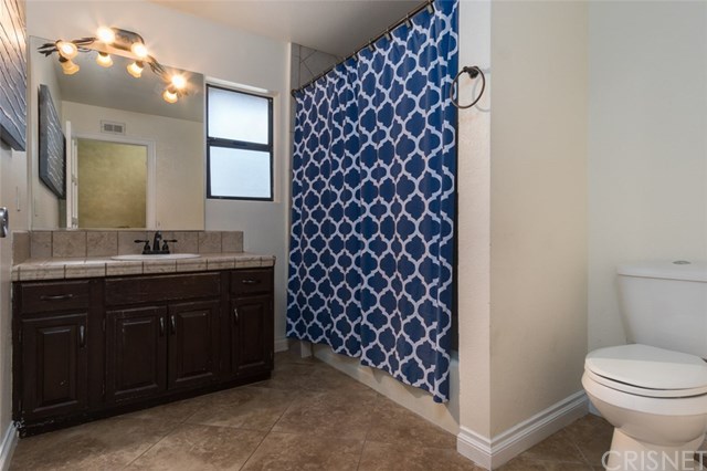 23408 Cherry Street Newhall, CA 91321 - Photo 17 of 28