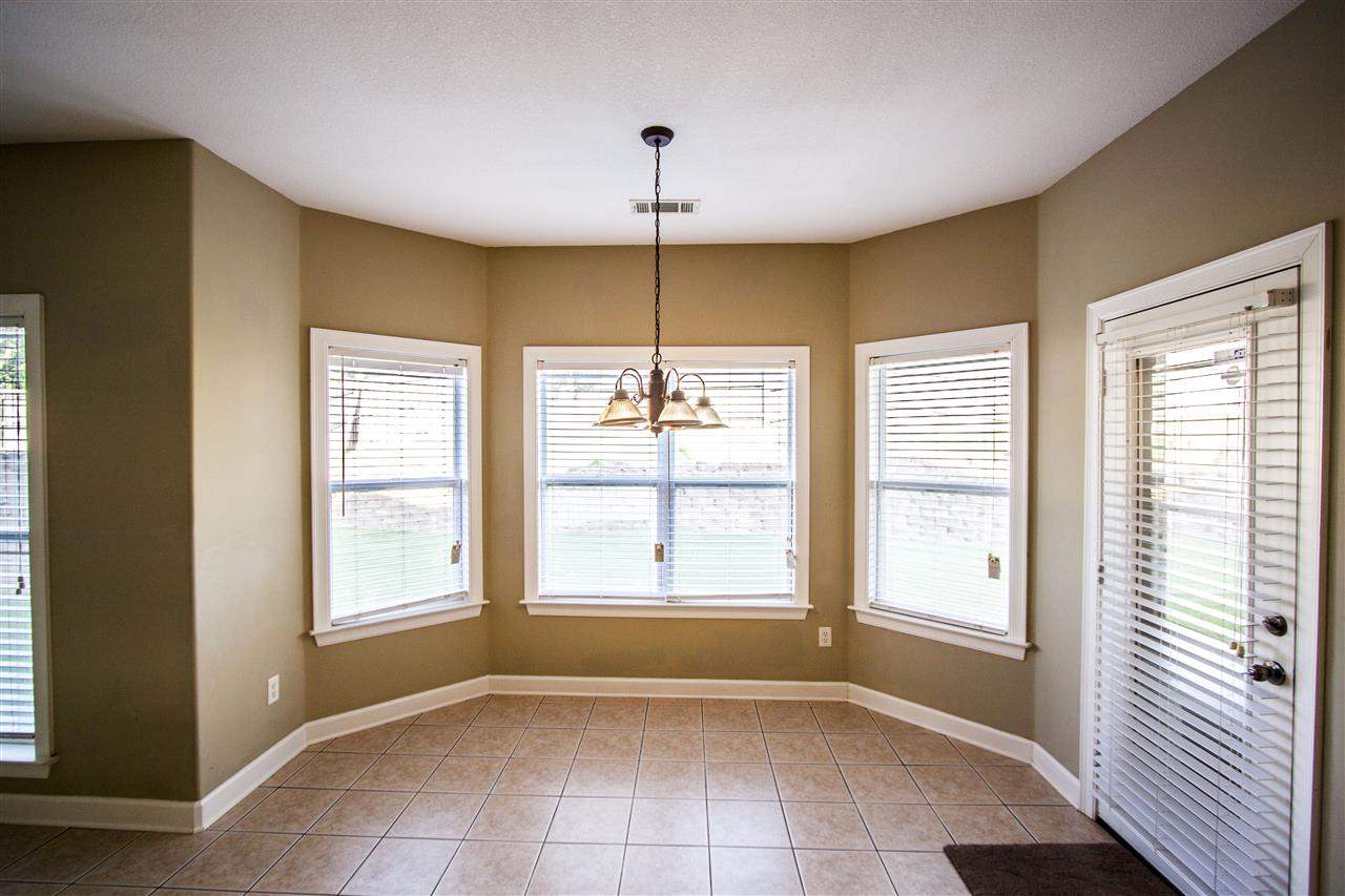 1073 Macon Hall Road Cordova, TN 38018 - Photo 5 of 13 Gallery Image 5