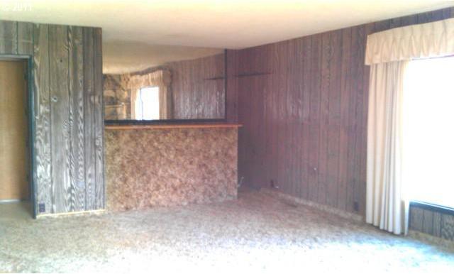 3973 Nonpareil Road Sutherlin, OR 97479 - Photo 3 of 15