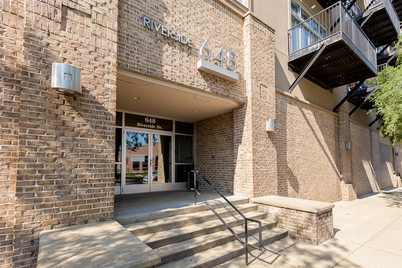 648 Riverside Drive, Unit 307 Memphis, TN 38103 - Photo 2 of 23