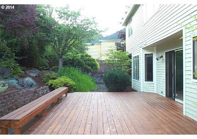 6809 Southwest Windemere Loop Portland, OR 97225 - Photo 2 of 2 Gallery Image 2