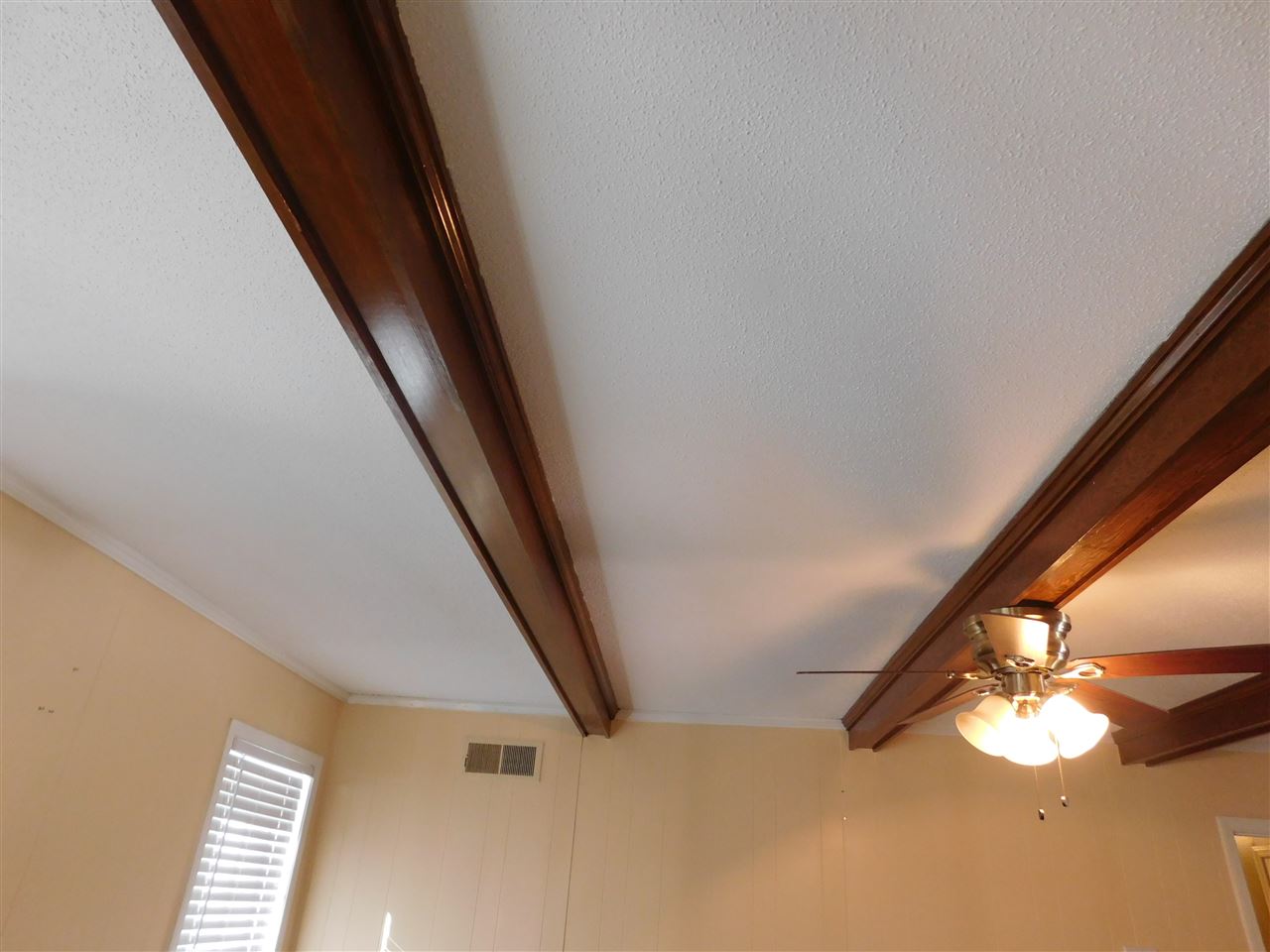 2083 Pennel Road Memphis, TN 38116 - Photo 6 of 23 Gallery Image 6