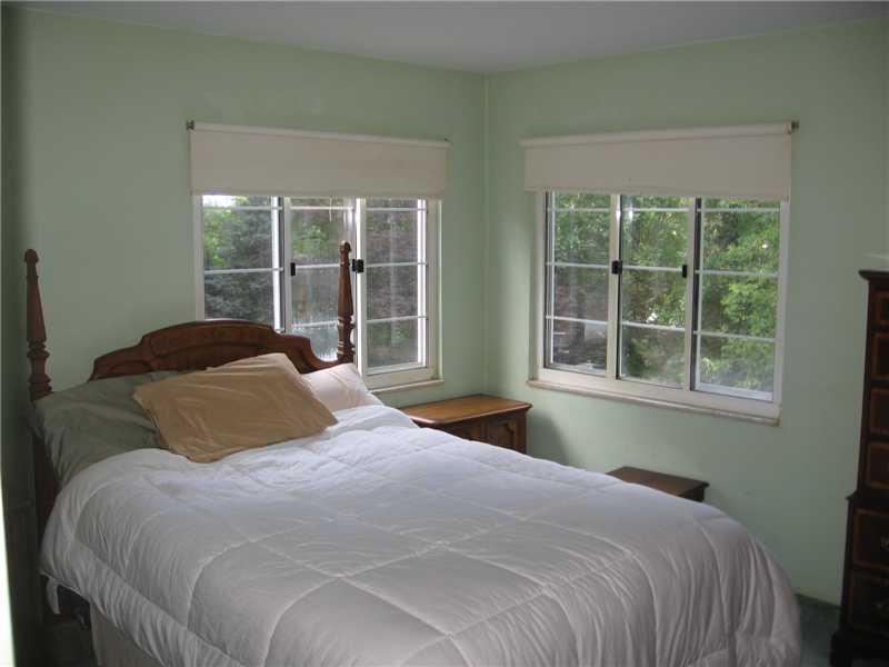 2752 Mt Royal Road Pittsburgh, PA 15217 - Photo 10 of 17 Gallery Image 10