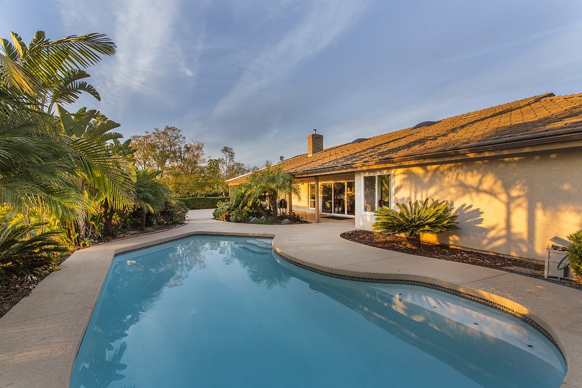 10057 West Lilac Road Escondido, CA 92026 - Photo 22 of 25