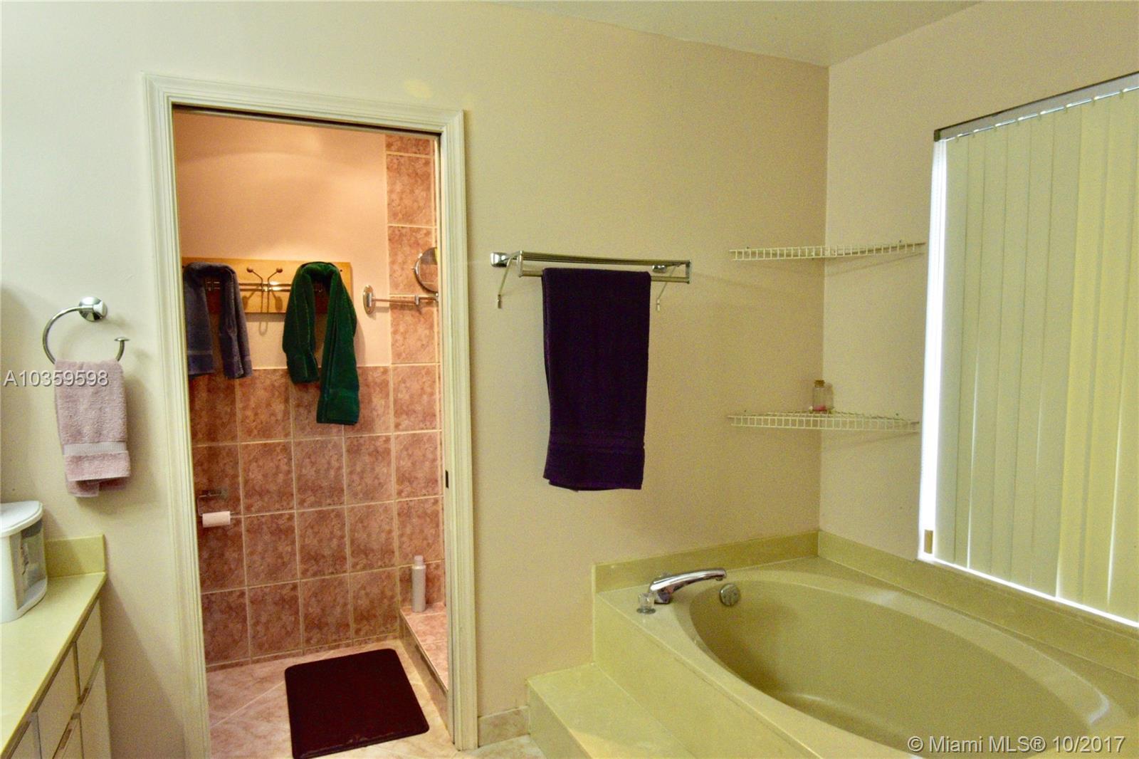 1647 Egret Road Homestead, FL 33035 - Photo 10 of 39 Gallery Image 10