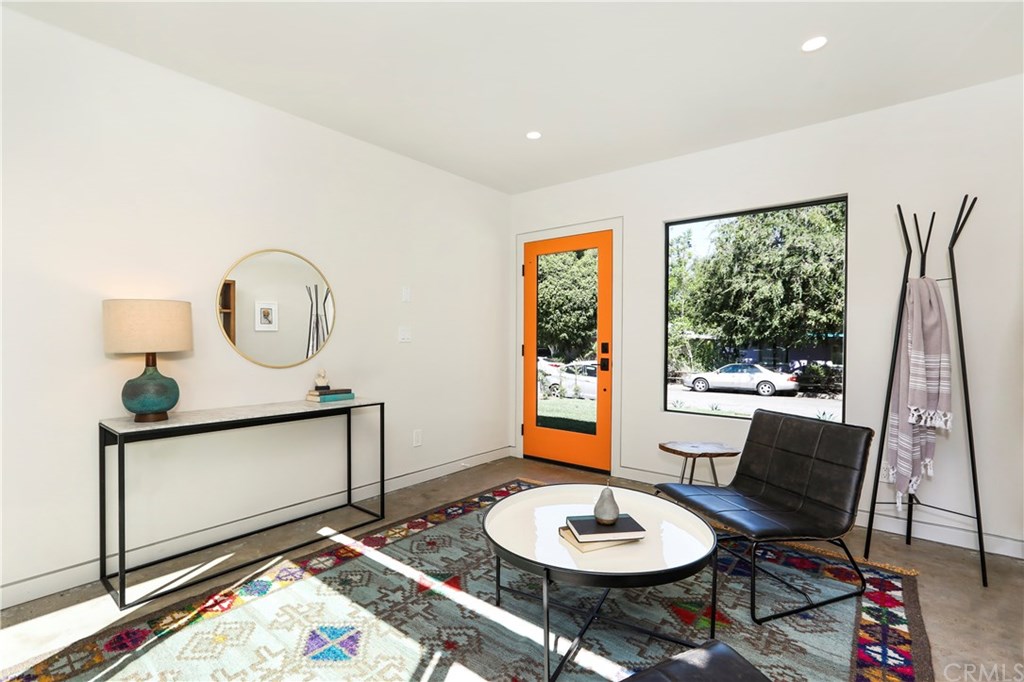 945 Jane Place Pasadena, CA 91105 - Photo 5 of 33