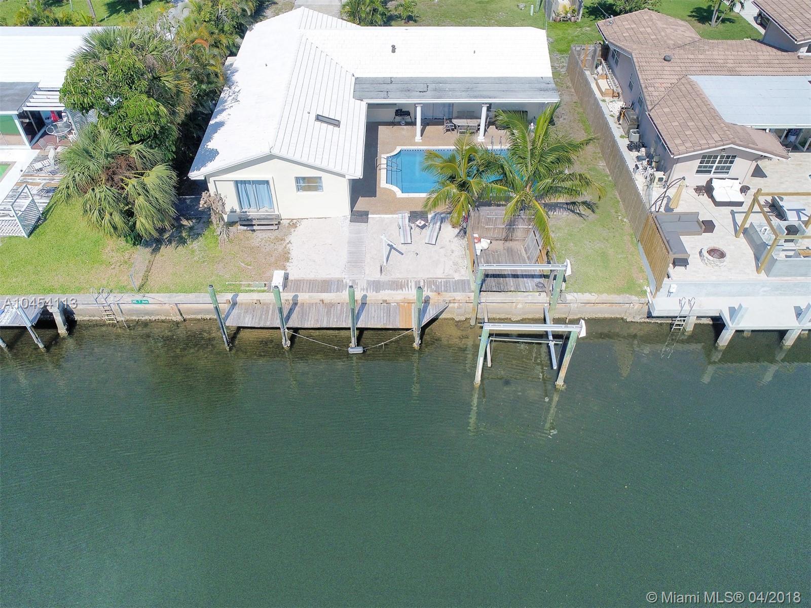 5750 Northeast 7th Avenue Boca Raton, FL 33487 - Photo 42 of 49 Gallery Image 42