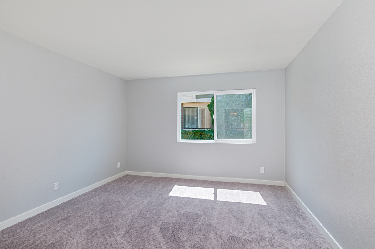 17541 Fairlie Road San Diego, CA 92128 - Photo 16 of 25 Gallery Image 16