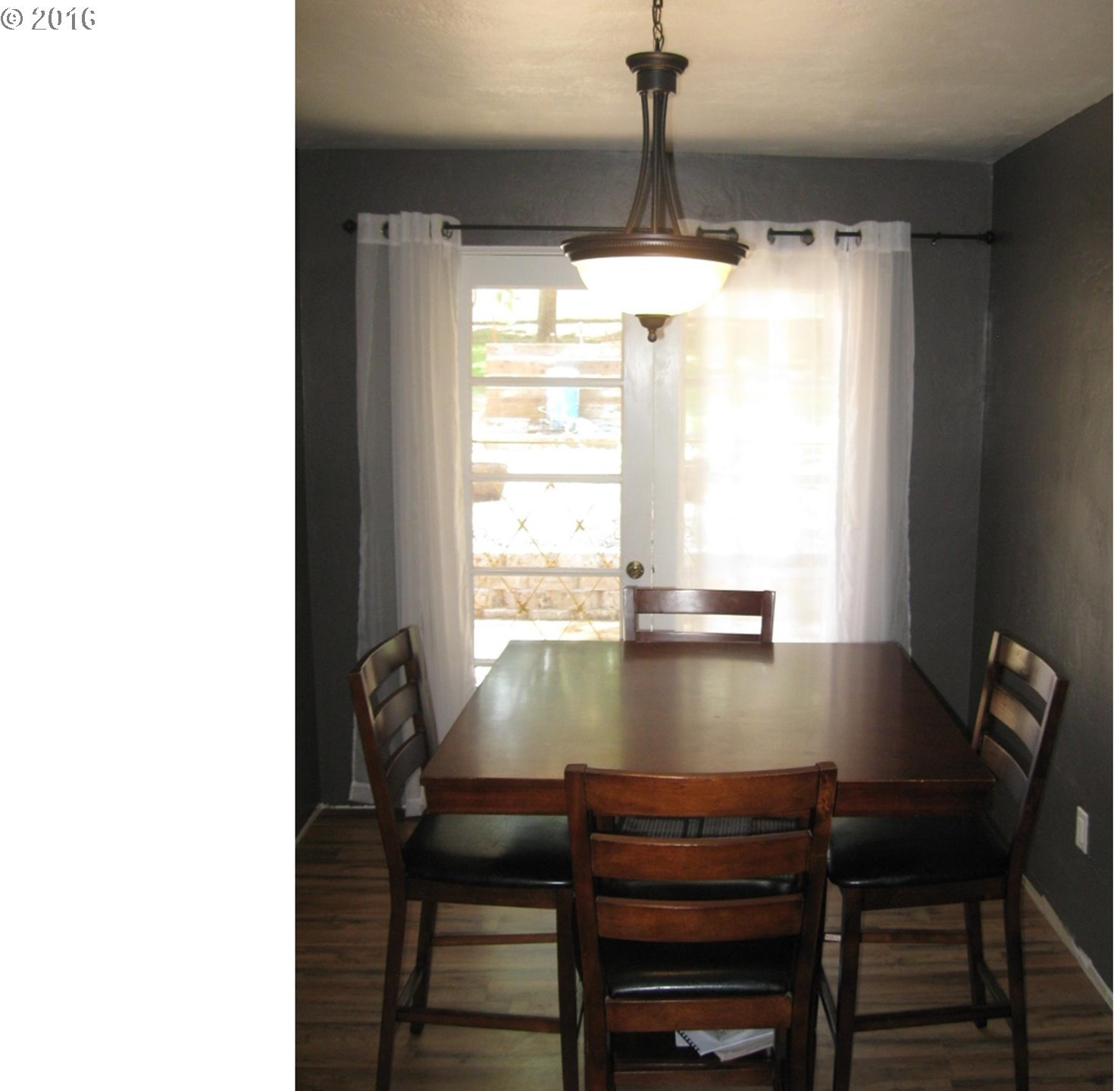569 Page Road Winchester, OR 97495 - Photo 15 of 18 Gallery Image 15