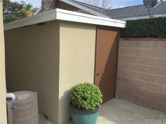 $1,271,500 | 325 Costa Mesa Street, Costa Mesa, CA 92627