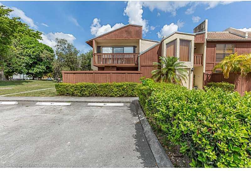 11561 Southwest 64th Street, Unit B Miami, FL 33173 - Photo 19 of 21