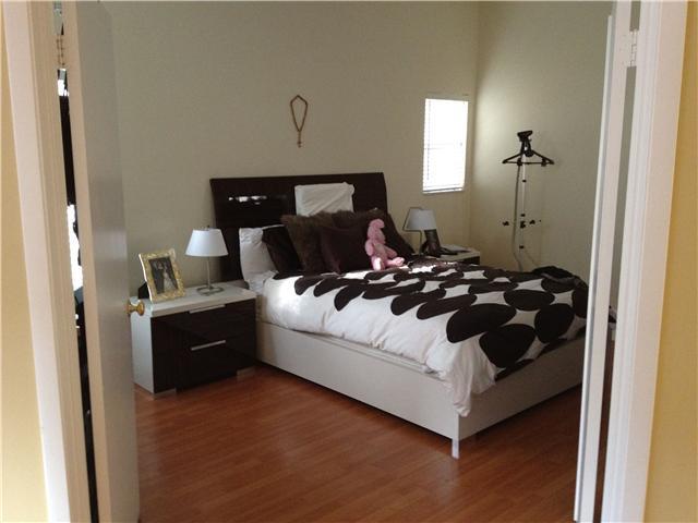 1245 Seabay Road Weston, FL 33326 - Photo 10 of 14 Gallery Image 10