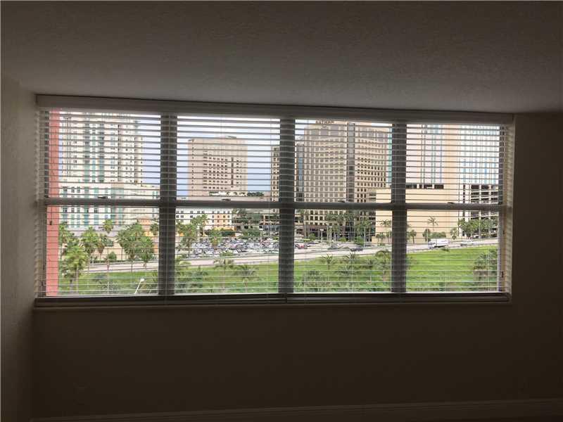 9143 Southwest 77th Avenue, Unit B807 Miami, FL 33156 - Photo 11 of 12