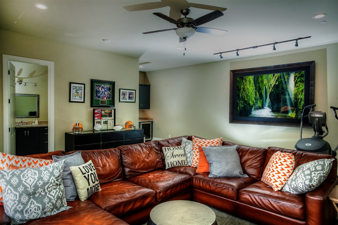 642 Rolling Hills Road Vista, CA 92081 - Photo 21 of 25 Gallery Image 21