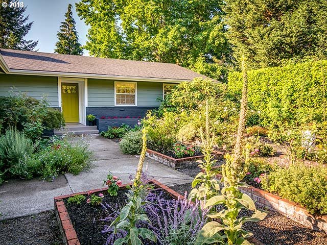 5251 Southwest Dosch Road Portland, OR 97239 - Photo 1 of 26 Gallery Image 1