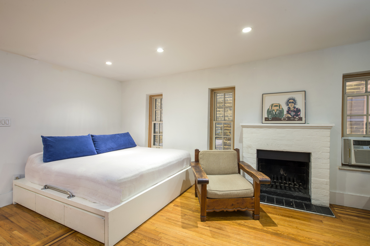 118 Waverly Place, Unit 1B Manhattan, NY 10011 - Photo 3 of 8