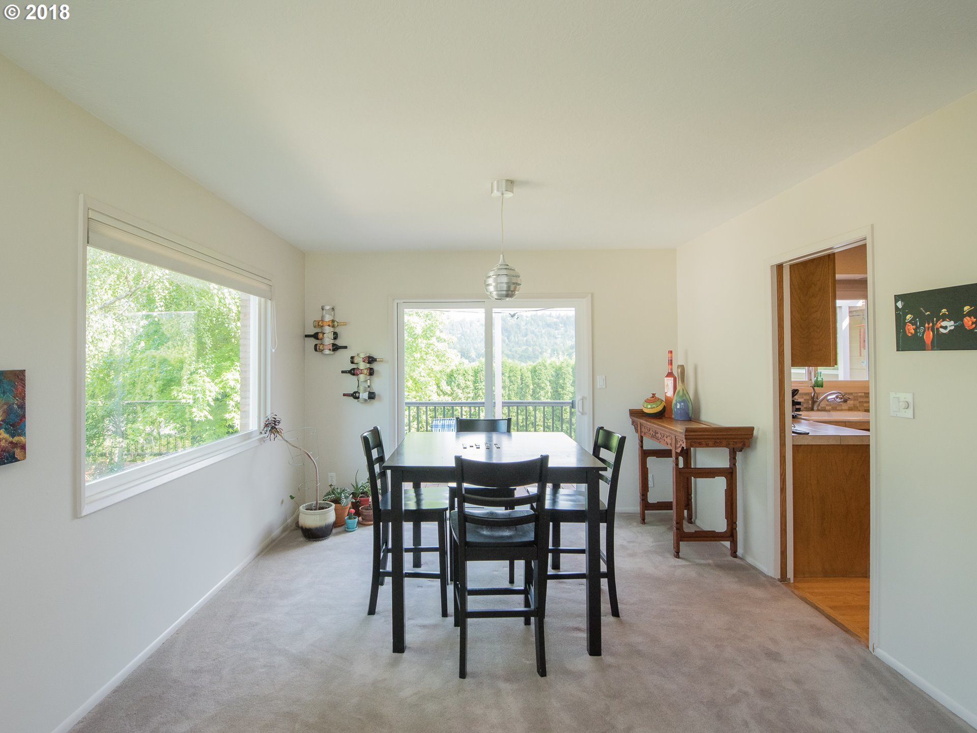 4515 Southwest Cameron Road Portland, OR 97221 - Photo 8 of 30 Gallery Image 8
