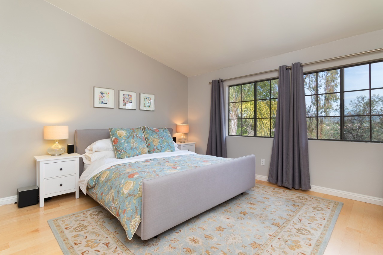 2125 Summerhill Drive Encinitas, CA 92024 - Photo 13 of 25