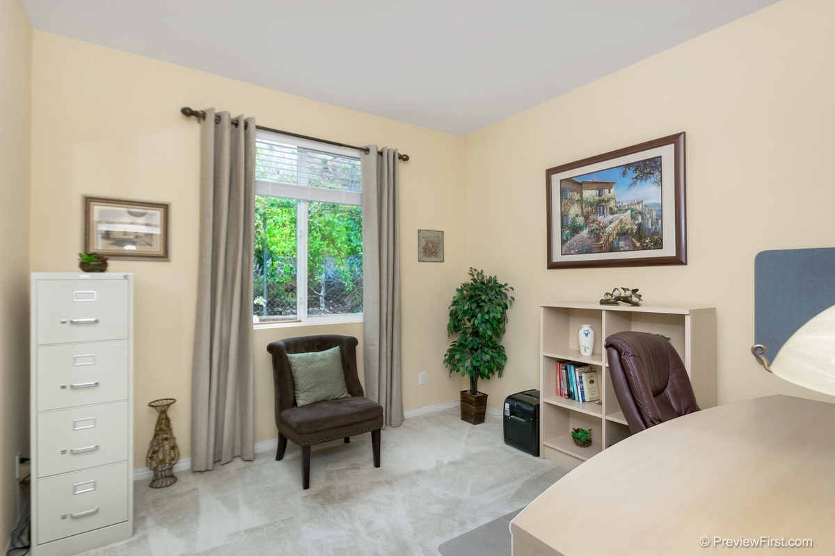 706 Helmsdale Road San Marcos, CA 92069 - Photo 9 of 25 Gallery Image 9