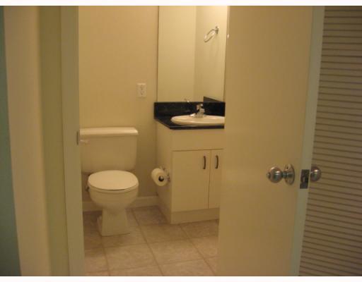 701 Brickell Key Boulevard, Unit 1908 Miami, FL 33131 - Photo 4 of 16