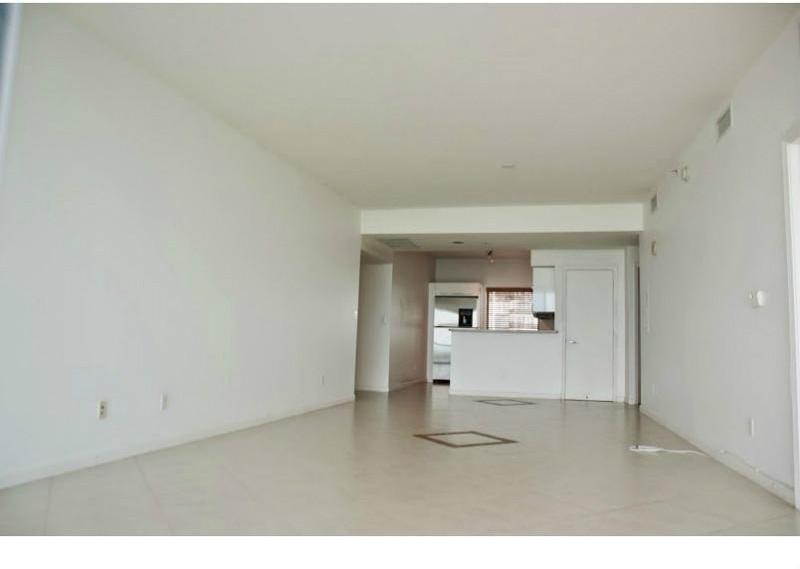 601 Northeast 36th Street, Unit 910 Miami, FL 33137 - Photo 4 of 16