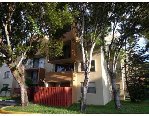 8002 Southwest 149th Avenue, Unit B311 Miami, FL 33193 - Photo 1 of 10