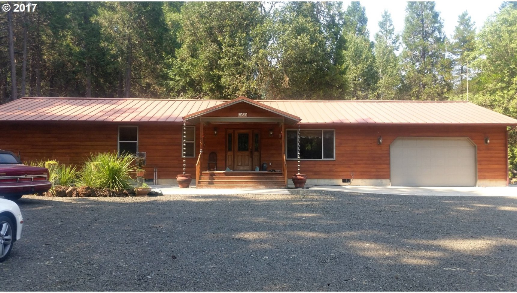 411 Snowberry Road Roseburg, OR 97471 - Photo 1 of 32