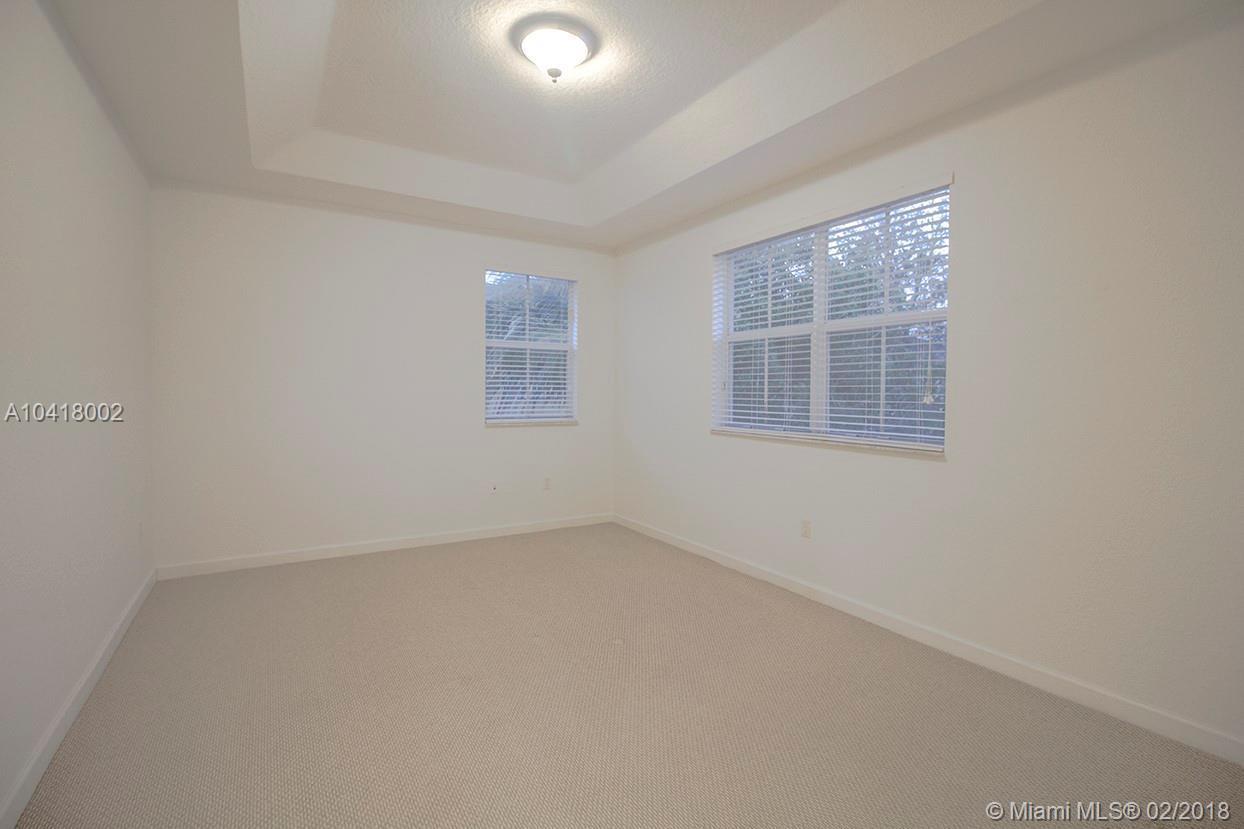 8635 Northwest 112th Path Doral, FL 33178 - Photo 19 of 29