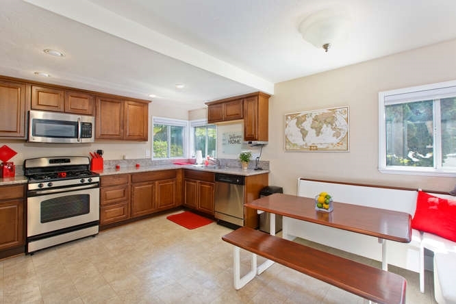 467 Rancho Vista Road Vista, CA 92083 - Photo 9 of 25 Gallery Image 9