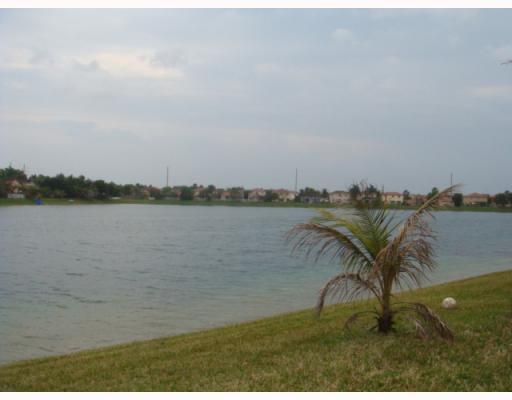 13573 Southwest 124th Avenue Road Miami, FL 33186 - Photo 2 of 9
