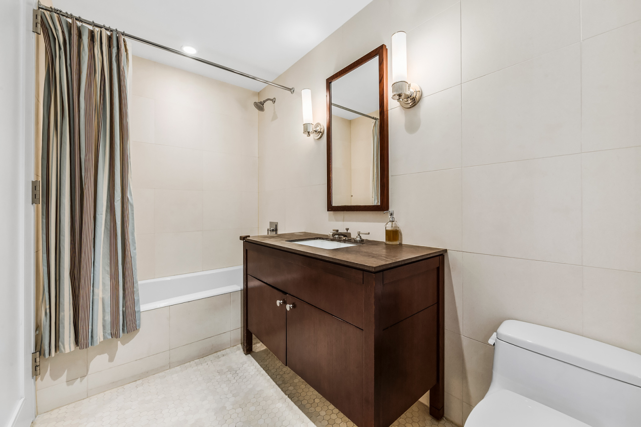 80 Riverside Boulevard, Unit 4U Manhattan, NY 10069 - Photo 9 of 10