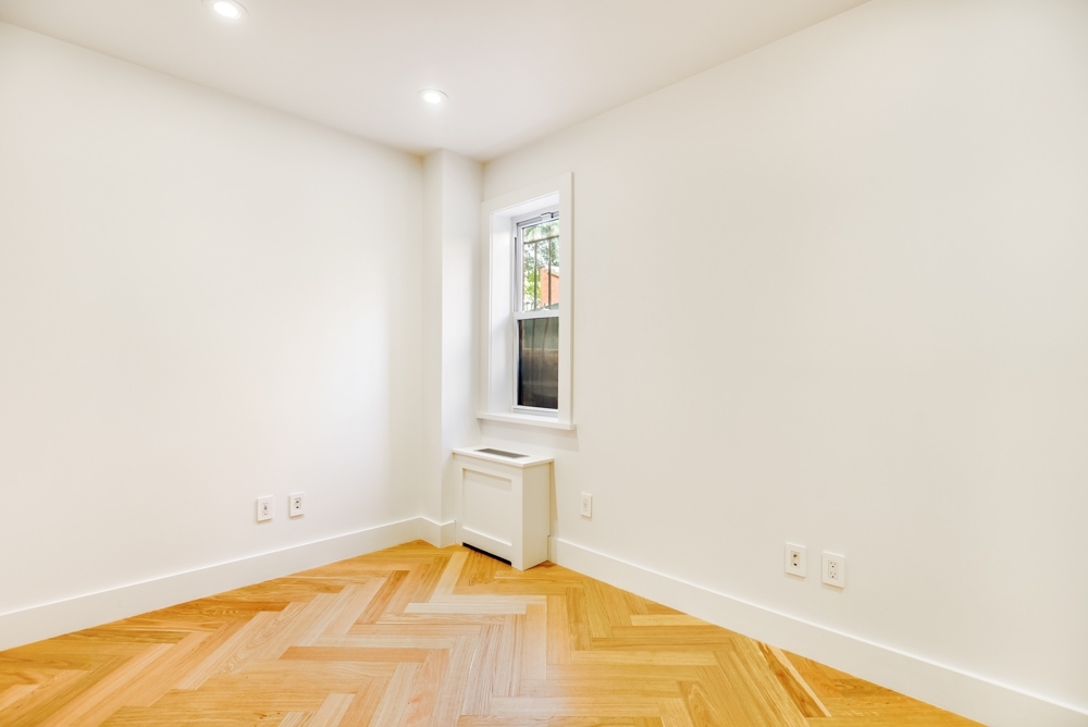 286 Clinton Avenue, Unit 1C Brooklyn, NY 11205 - Photo 3 of 6