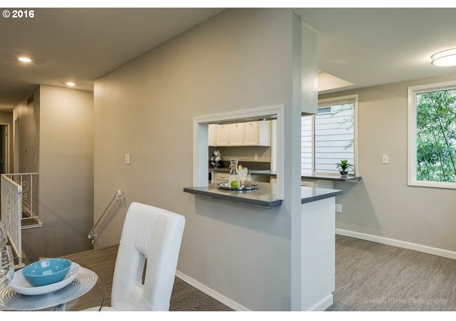 425 Southwest 6th Street Gresham, OR 97080 - Photo 2 of 32 Gallery Image 2