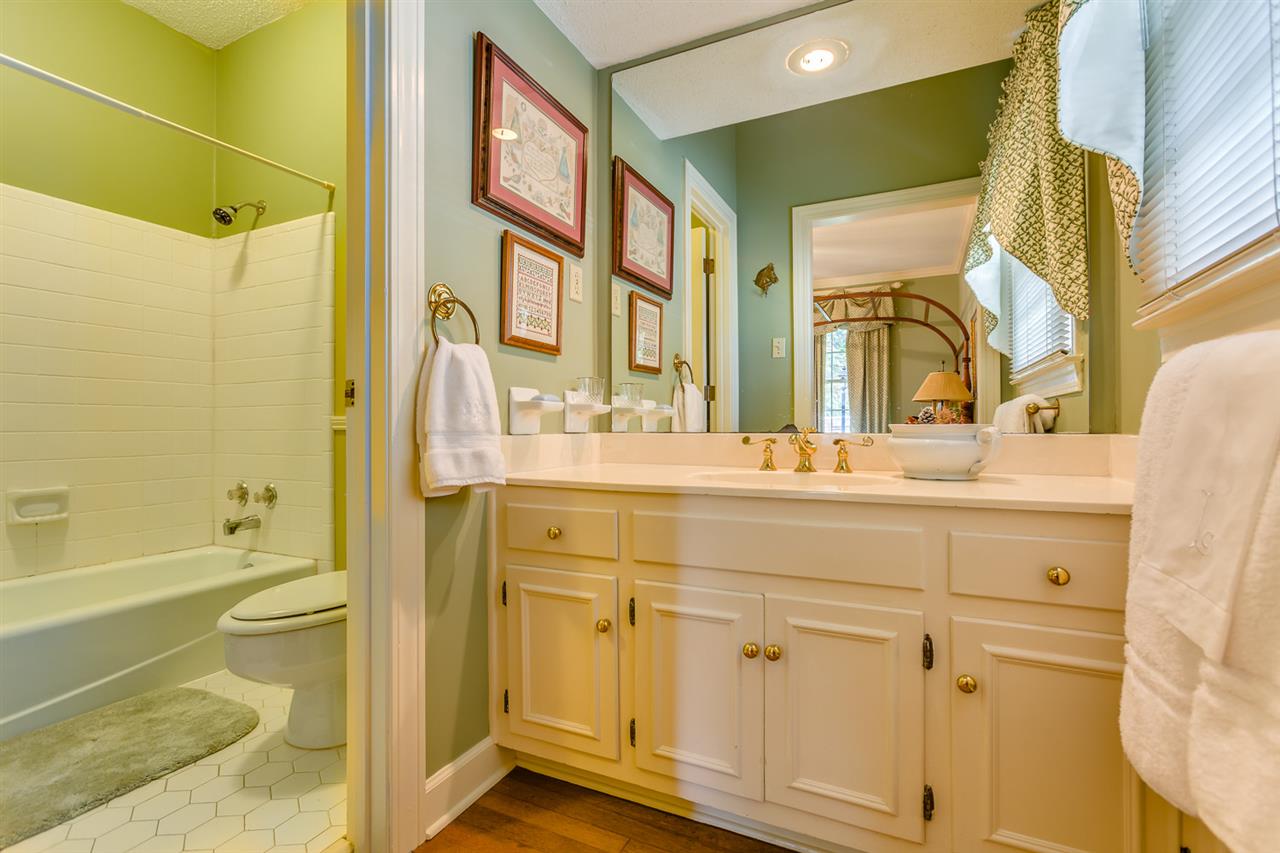 6336 East Shady Grove Road Memphis, TN 38120 - Photo 16 of 25 Gallery Image 16