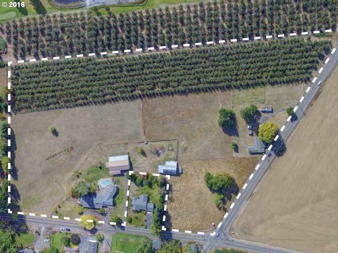 10408 Crosby Road Northeast Woodburn, OR 97071 - Photo 6 of 32 Gallery Image 6