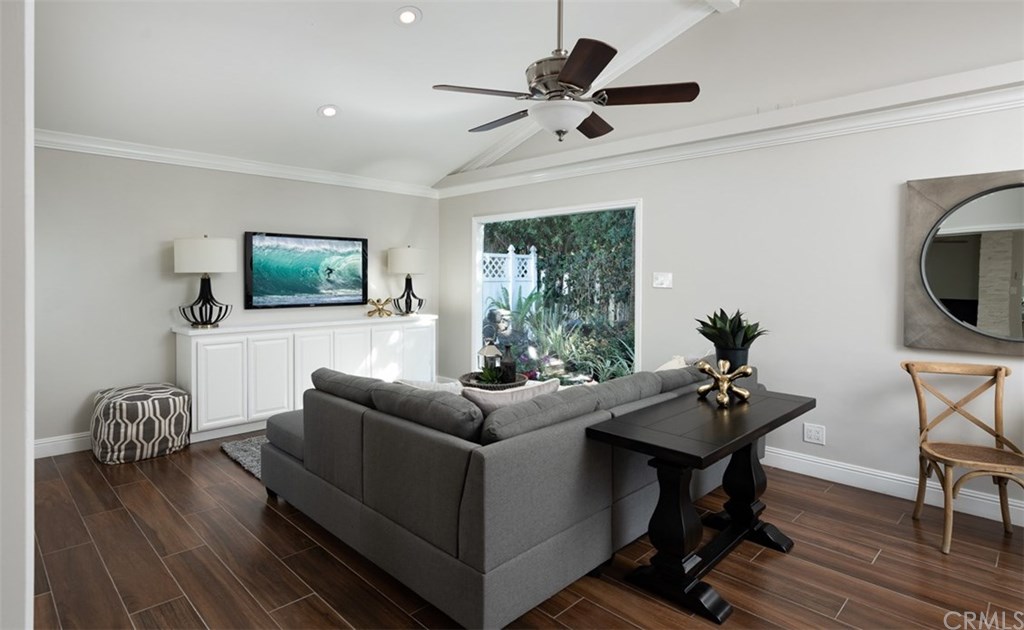 1915 Mariners Drive Newport Beach, CA 92660 - Photo 10 of 27