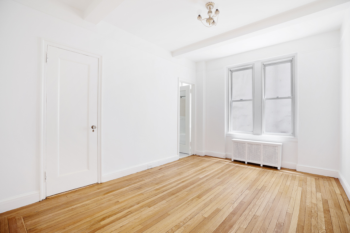 45 Gramercy Park North, Unit 3A Manhattan, NY 10010 - Photo 11 of 15