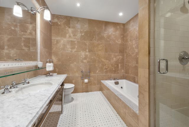 $3,150,000 | 1 Main Street, Unit 2D | DUMBO