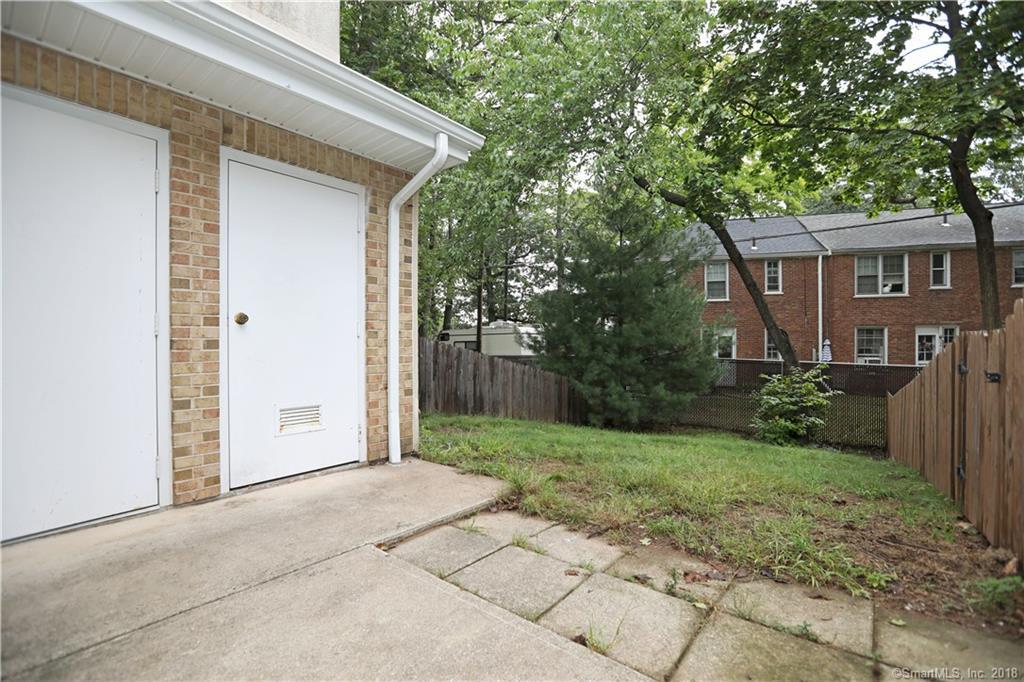 46 St James Street, Unit 15 Manchester, CT 06040 - Photo 18 of 22
