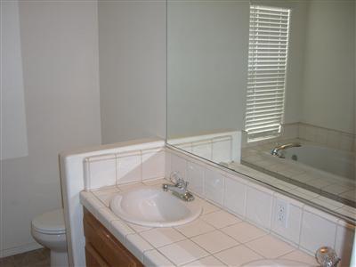 3704 Mt Celeste Court Bakersfield, CA 93313 - Photo 13 of 18