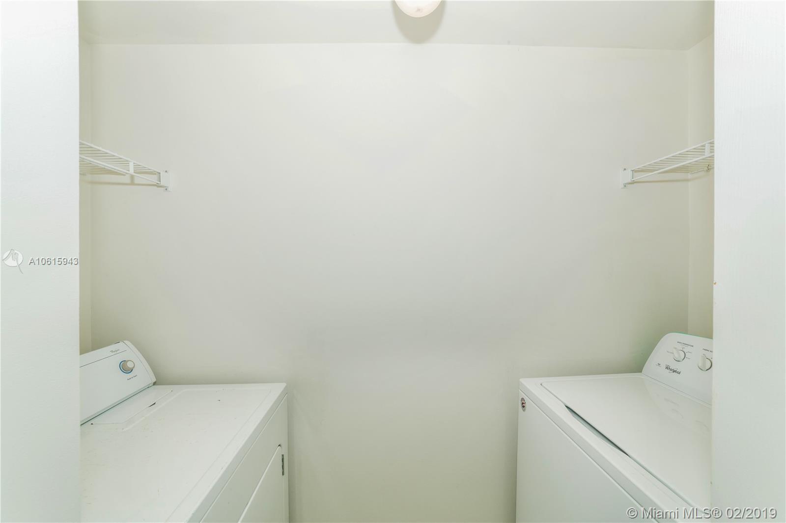 17100 North Bay Road, Unit 1514 Sunny Isles Beach, FL 33160 - Photo 36 of 38