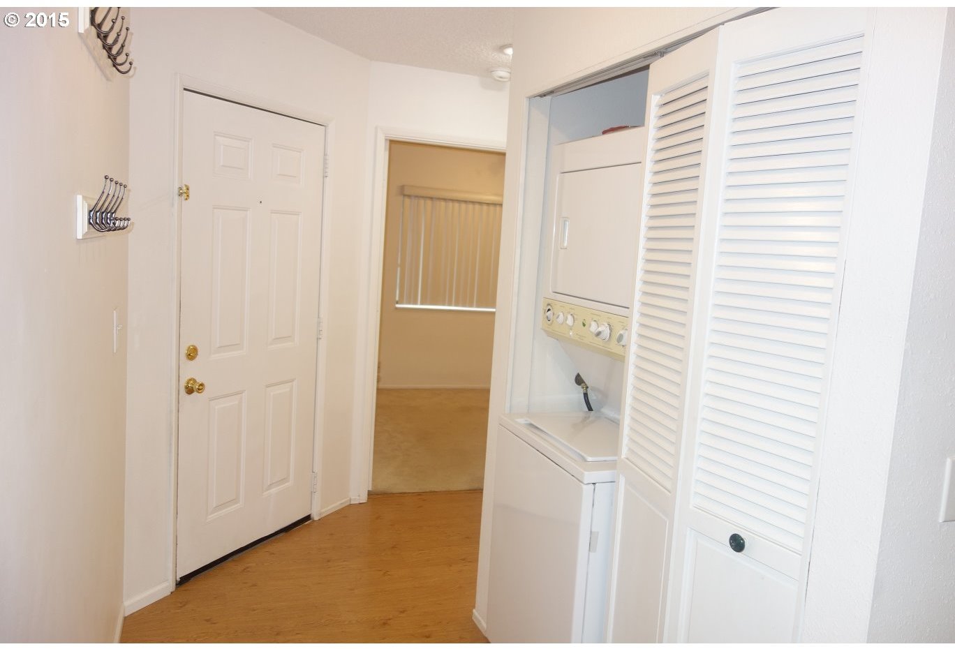 4568 Southwest Comus Place Portland, OR 97219 - Photo 11 of 21 Gallery Image 11