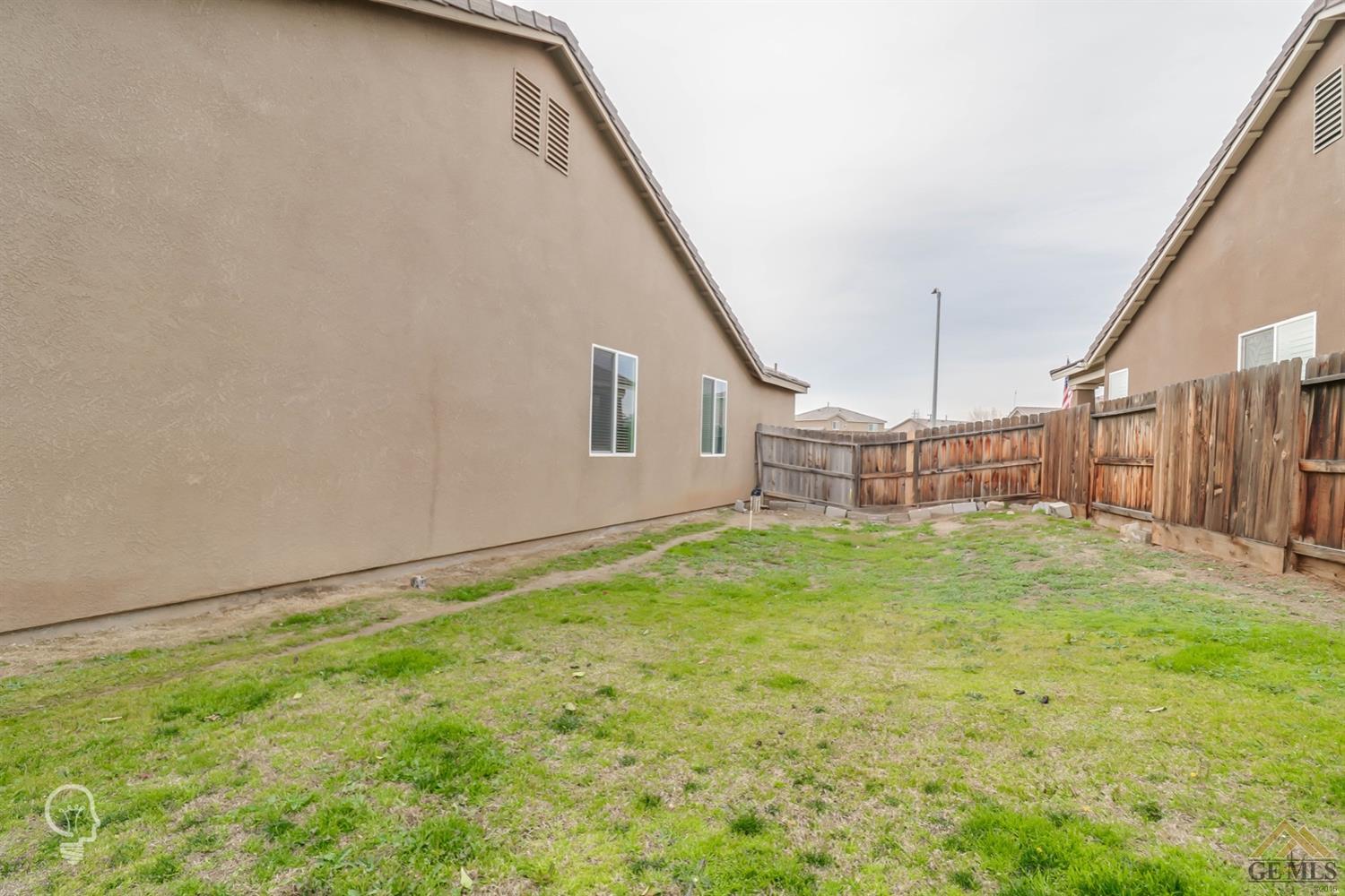 10815 Mountainside Drive Bakersfield, CA 93306 - Photo 34 of 35