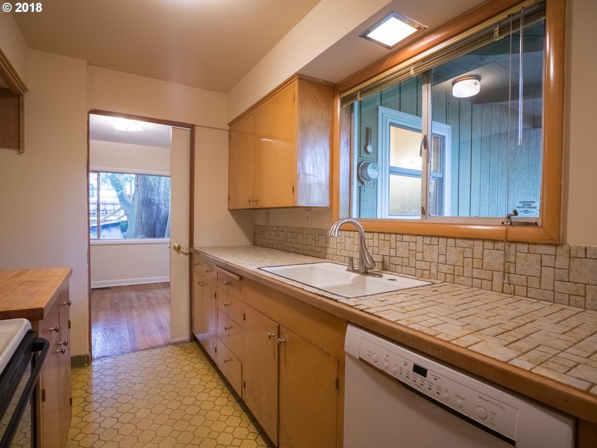 3933 Southwest Pendleton Street Portland, OR 97221 - Photo 19 of 32 Gallery Image 19