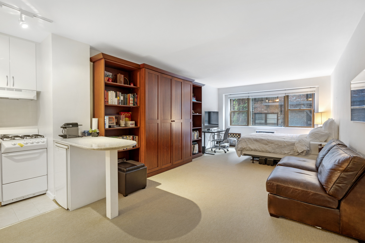 320 East 54th Street, Unit 2A Manhattan, NY 10022 - Photo 1 of 11