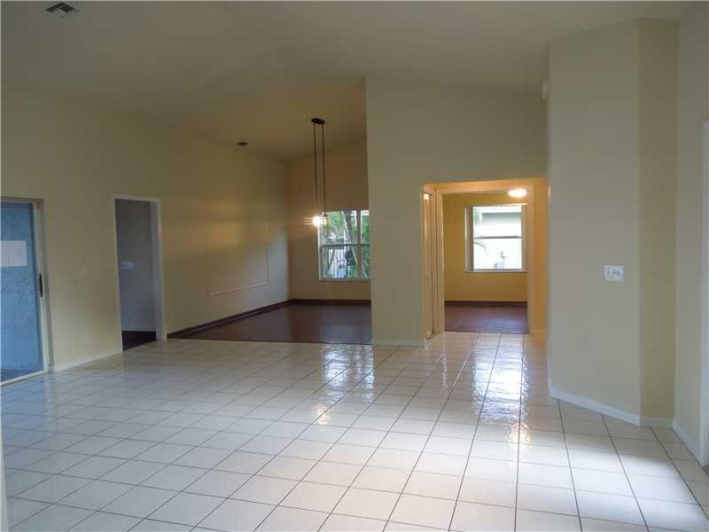 12431 Baywind Court Boca Raton, FL 33428 - Photo 3 of 26