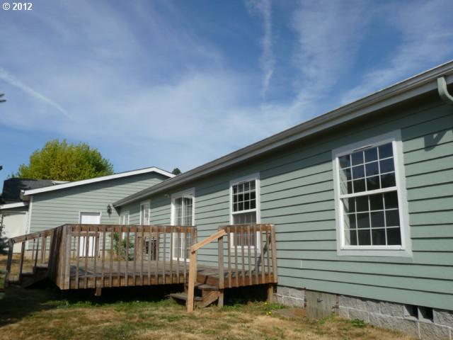 3219 Columbia Heights Road Longview, WA 98632 - Photo 5 of 16 Gallery Image 5
