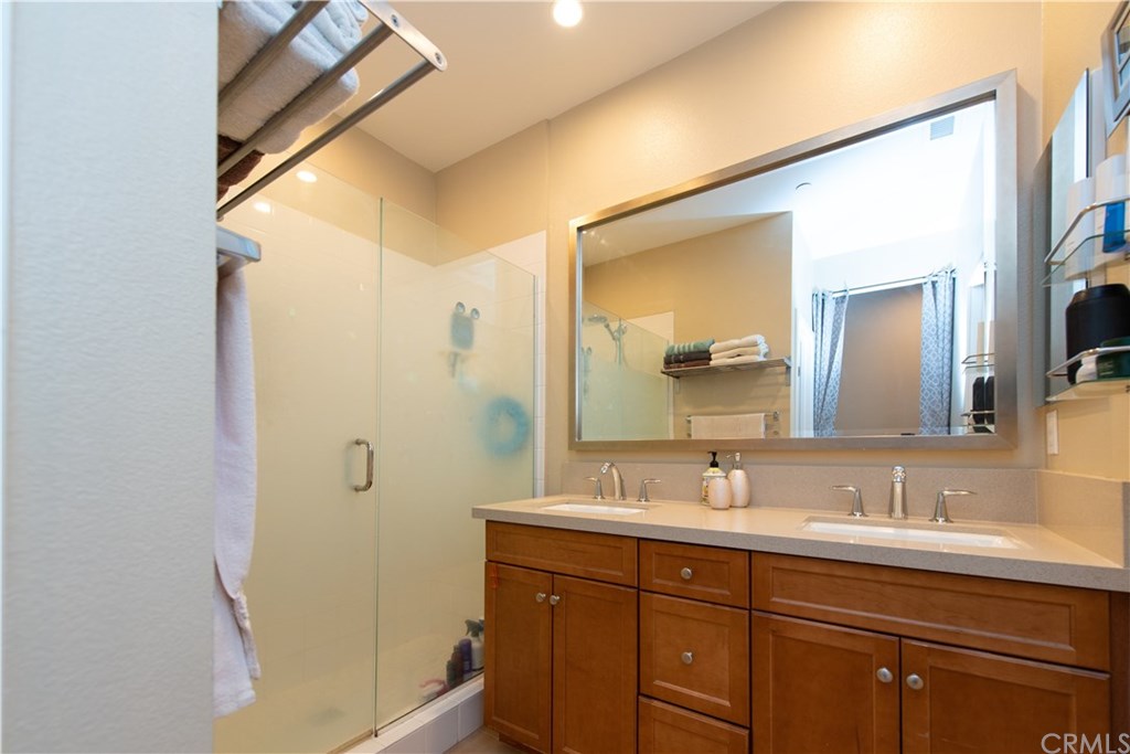 8014 Ackerman Street Buena Park, CA 90621 - Photo 5 of 21