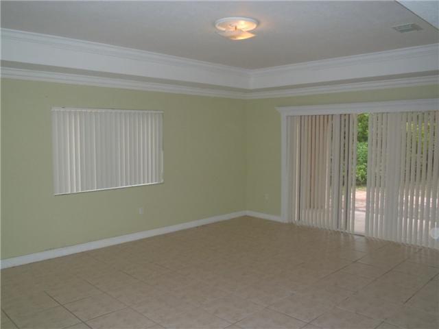 13824 Southwest 124th Avenue Road Miami, FL 33186 - Photo 4 of 11 Gallery Image 4